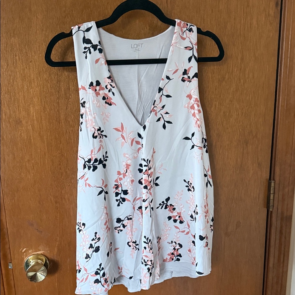 LOFT White Floral V-Neck Sleeveless Blouse with Pink and Black Accents